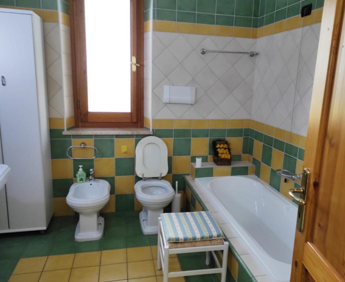 Апартаменты Casa Lupino Орозеи Экстерьер фото